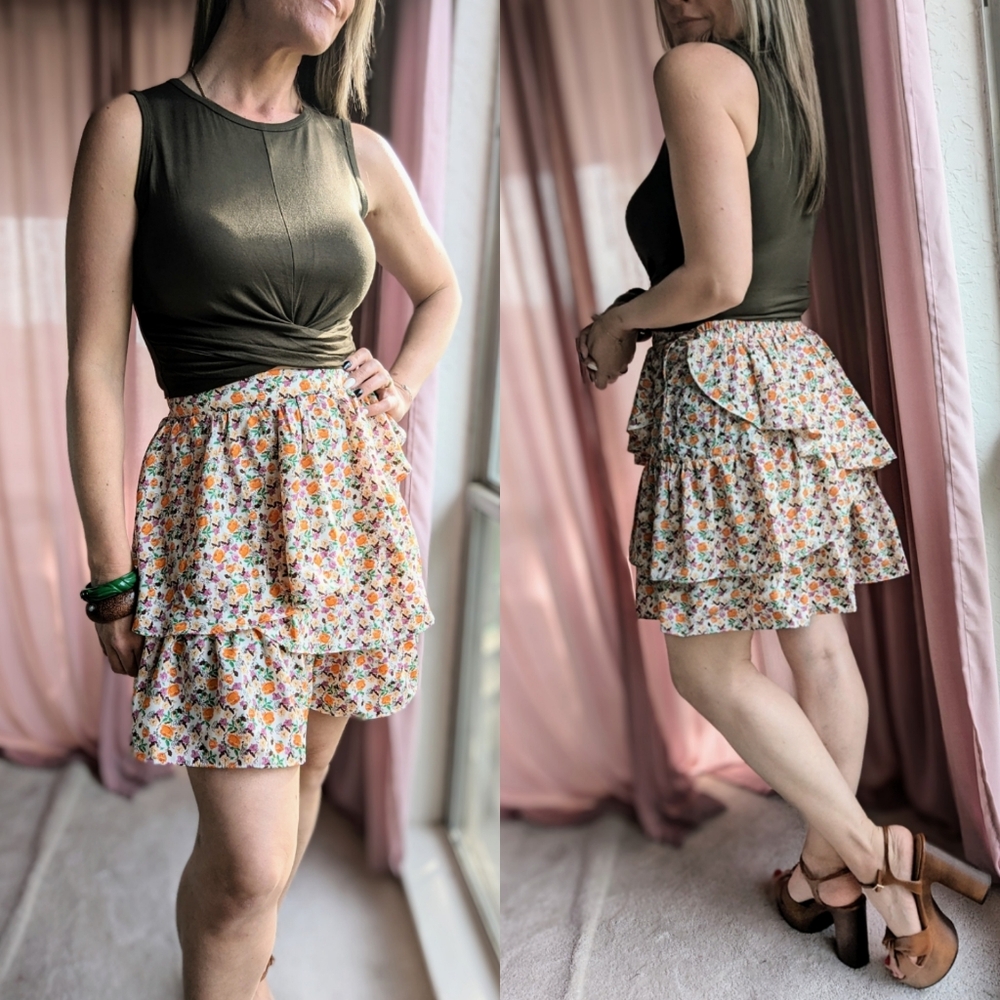 NWT Floral Ruffle Skirt